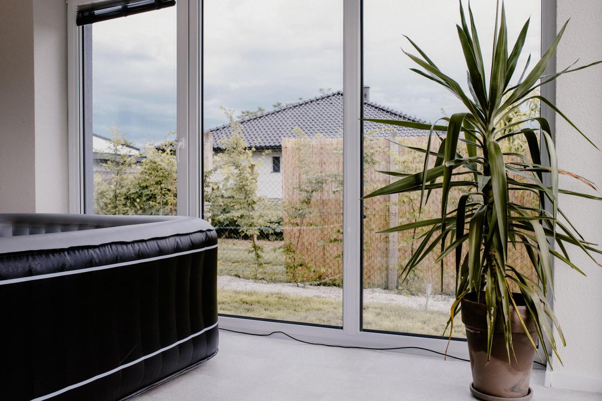 Apartment Fratello Šoporňa Exteriör bild